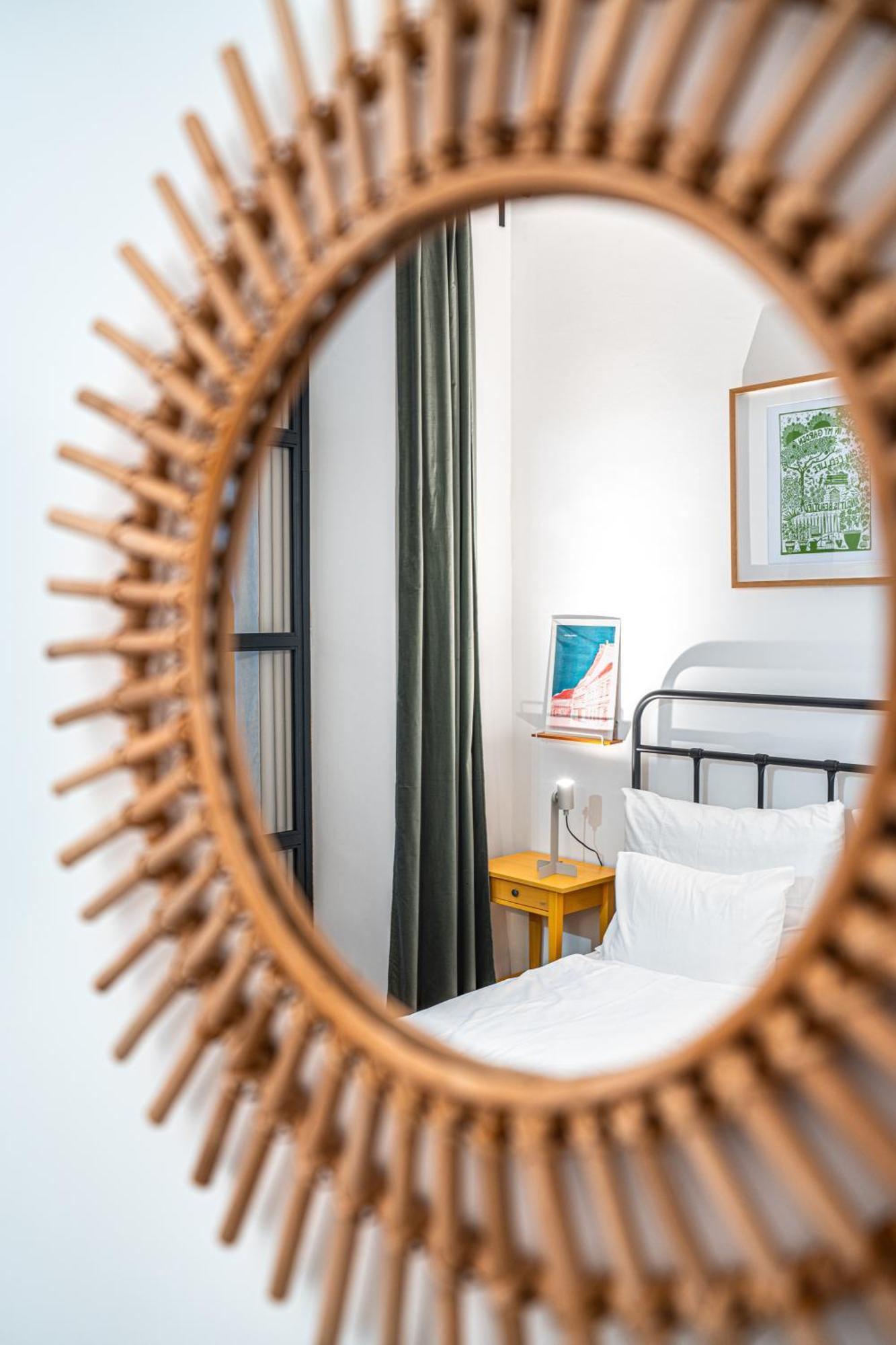 Apartman Eclectic Downtown On Kiraly Street, Calm And *